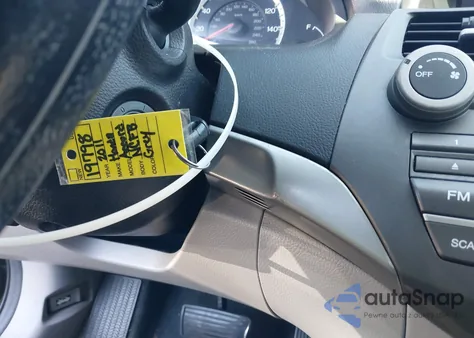 2011 Honda Accord 2.4 Lx из США, поврежденный, VIN 1HGCP2F32BA02065